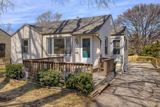 Photo - 3934 Monroe St House