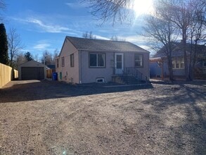 Building Photo - 1127 W Mulberry St