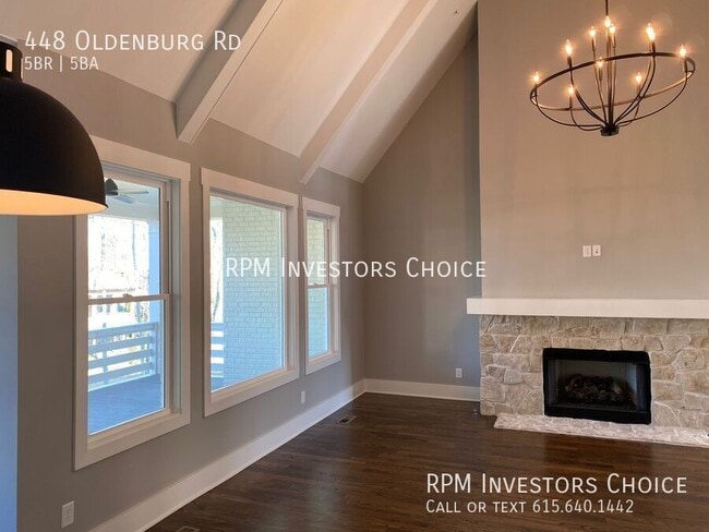 Foto del edificio - 448 Oldenburg Rd