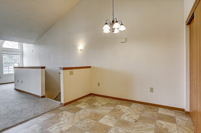 Building Photo - Windward Cove Apartments