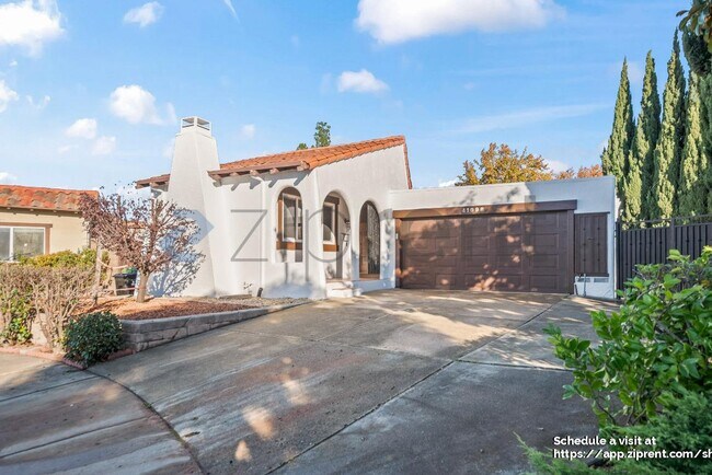 Foto del edificio - 41098 Bairo Ct