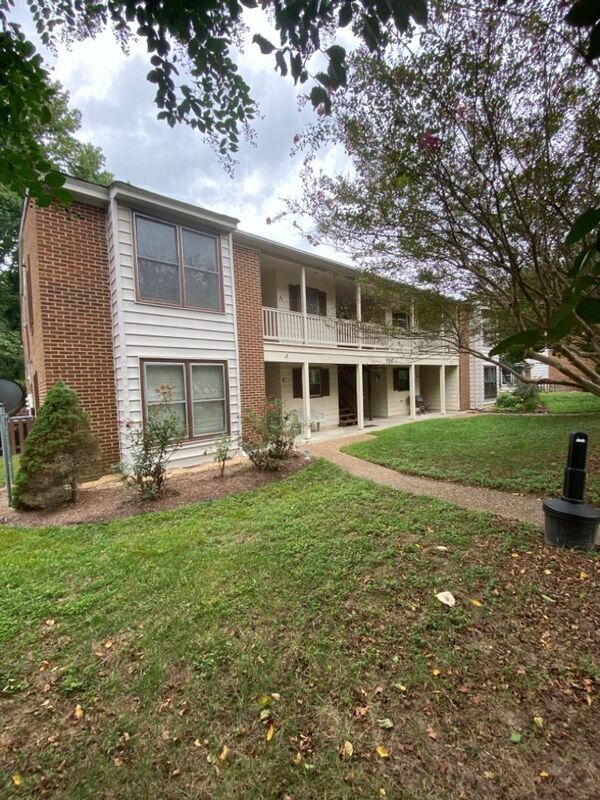 Primary Photo - 302 Patriot Ln