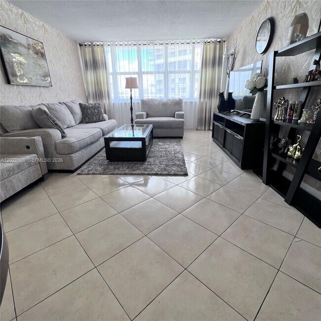 Foto del edificio - 1801 S Ocean Dr