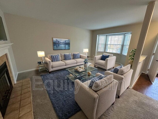 Building Photo - 9133 Dominion Cir