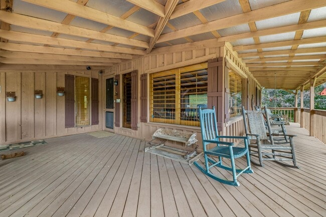 Building Photo - 456 Picklesimer Rd