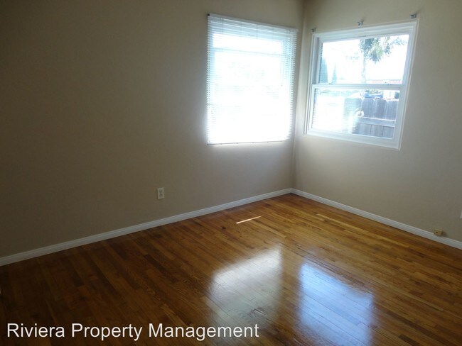 Foto del edificio - 4125-4127 Ingraham St