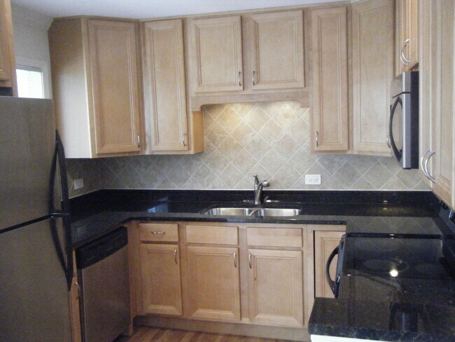 Foto del edificio - 5142 Fairview Ave
