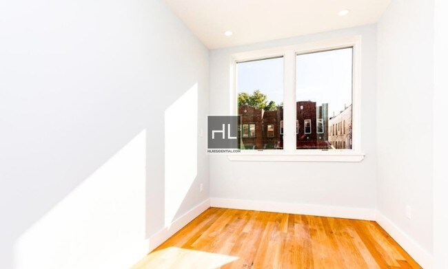Foto del edificio - 1135 Saint Marks Ave
