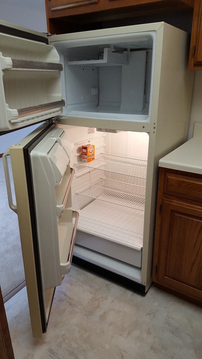 Over/Under Refrigerator - 880 E Bryan St