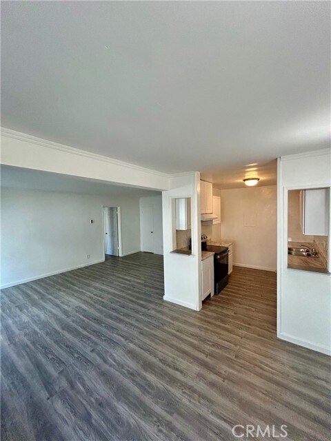 Foto del edificio - 14823 Gilmore St