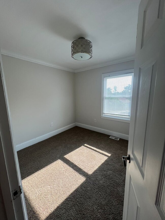 Foto del edificio - 2933 Hummingbird Ln