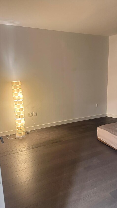 Foto del edificio - 131-05 40th Rd