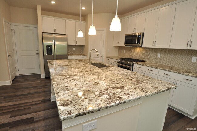 Foto del edificio - 2513 Legrande Way