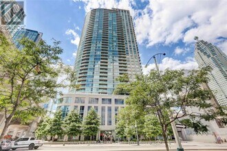 Building Photo - 18 Yonge St