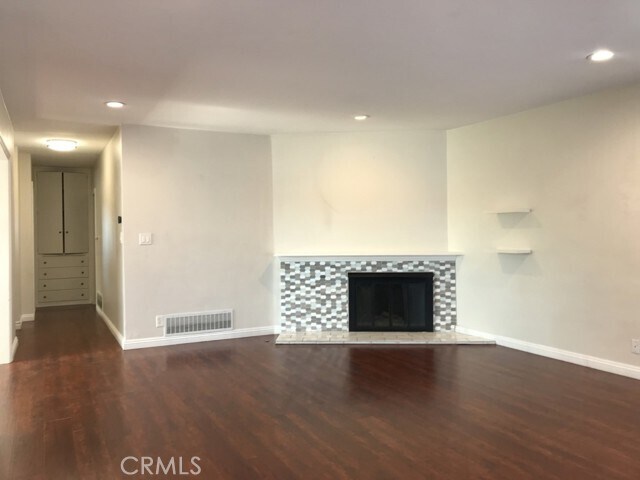 Building Photo - 3679 Crowell Ave