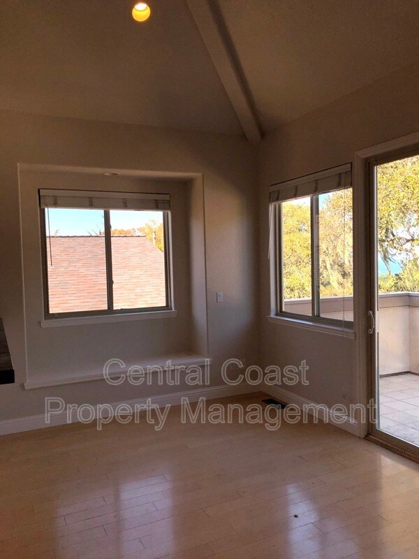 1980 Withers Ave Unit A, Monterey, CA 93940 Condo for Rent in