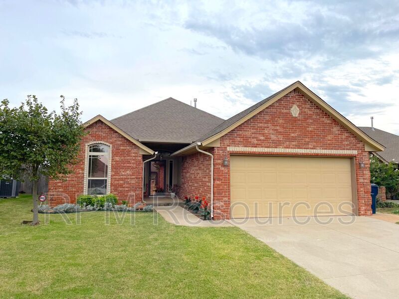 Primary Photo - 7504 Meadow Lake Dr