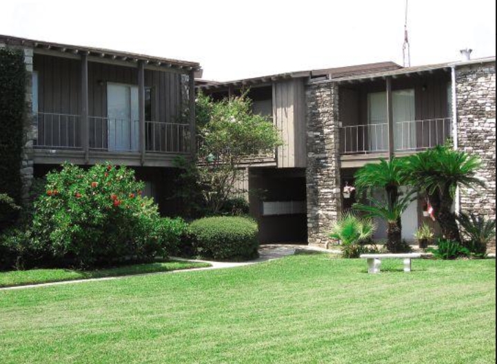 Primary Photo - Fort Crockett Apartments