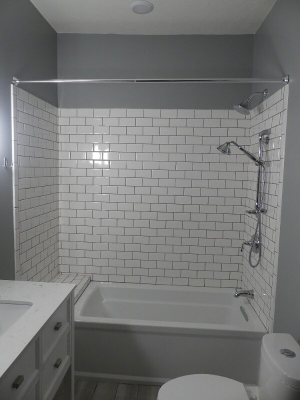 Building Photo - 210 E St