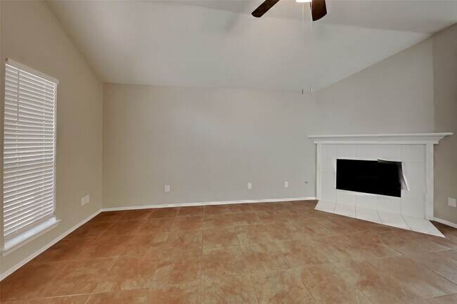 Foto del edificio - 21027 Terrace View Dr