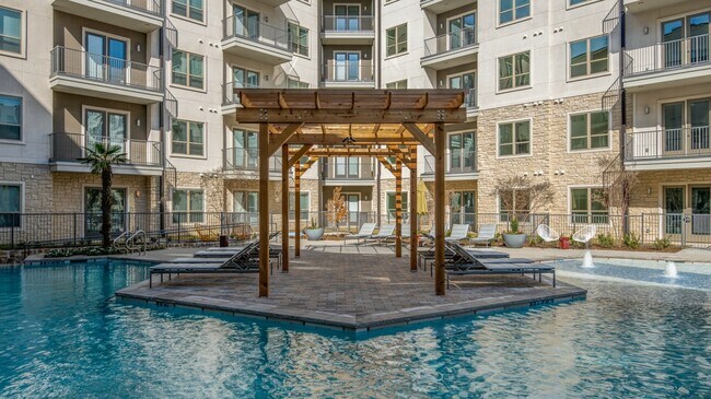 Foto del edificio - 555 Promenade Pkwy