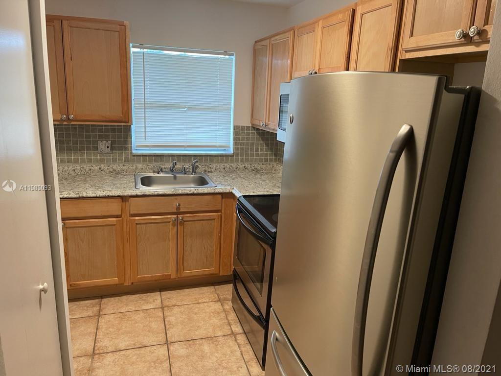 Foto principal - 1711 NW 46th Ave