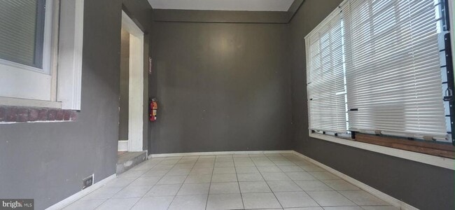 Building Photo - 1611 Allengrove St