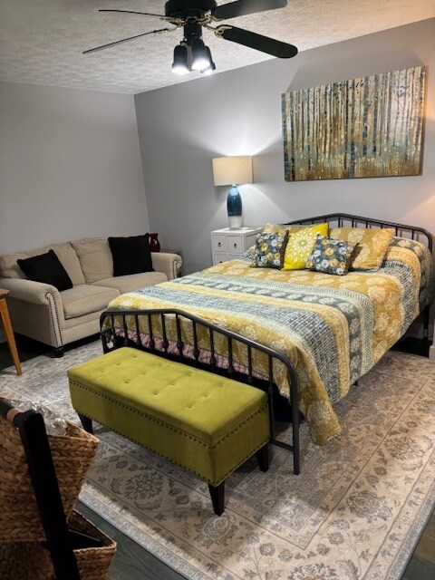 Foto principal - 727 Holt Rd