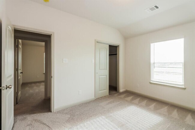 Building Photo - 7958 Tuscan Cypress Dr