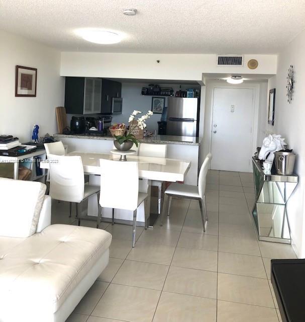 Foto del edificio - 1470 NE 123rd St