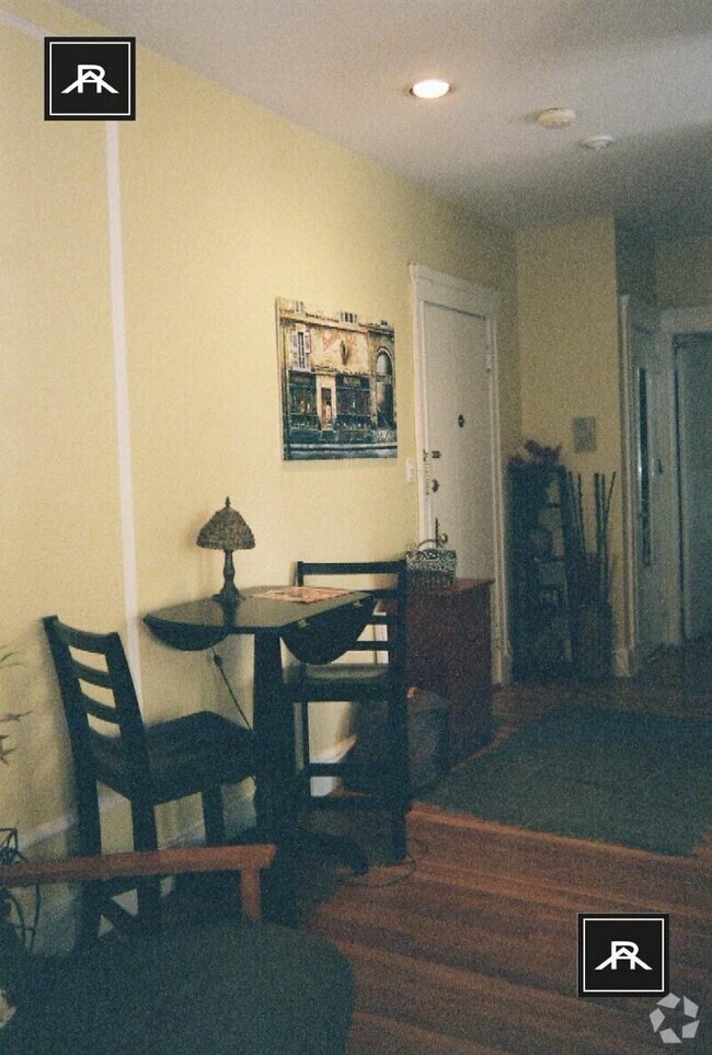 Building Photo - 1997 Commonwealth Ave