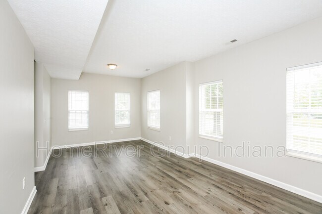 Foto del edificio - 1278 Bridgeport Dr