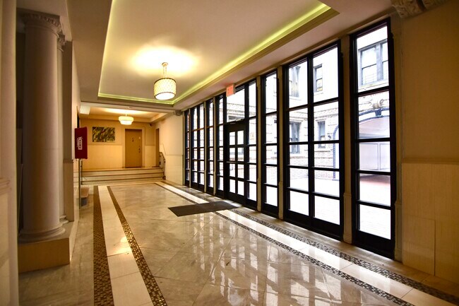 Foto del edificio - 56 Fort Washington Ave