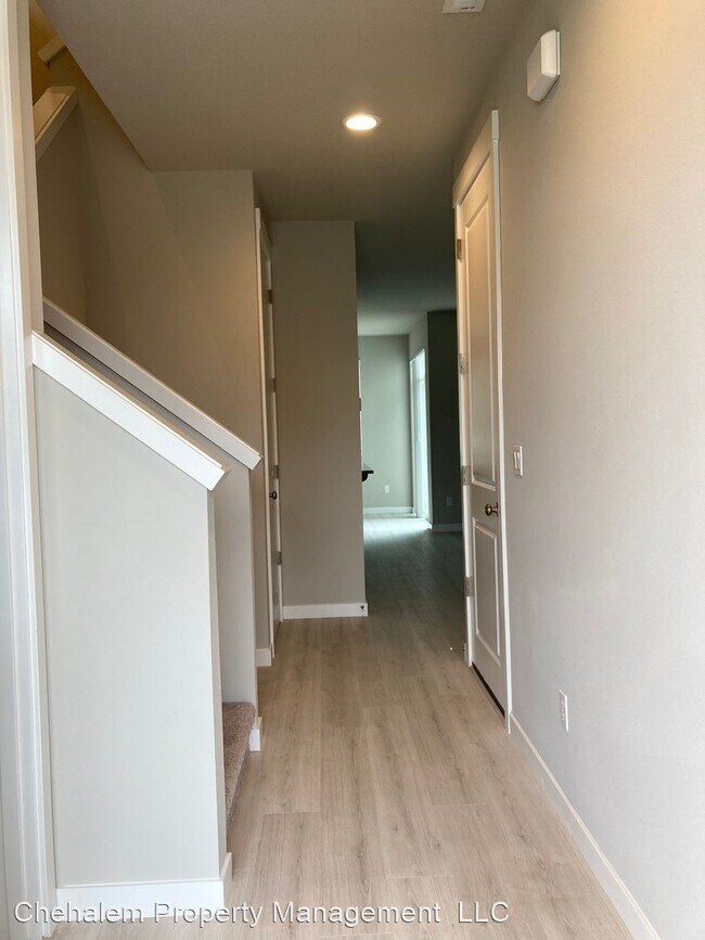 Foto del edificio - 3 br, 2.5 bath House - 222 W. 17th Street