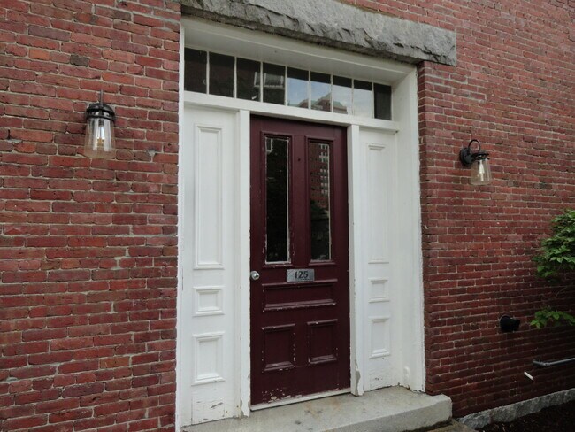 Foto del edificio - 125 West Merrimack St