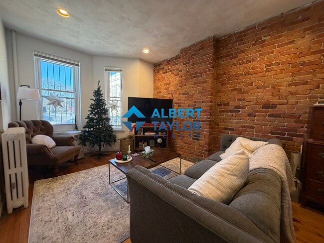 Foto del edificio - 210 Hemenway St