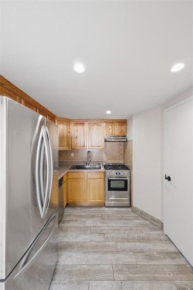 Foto del edificio - 468 Nassau Ave