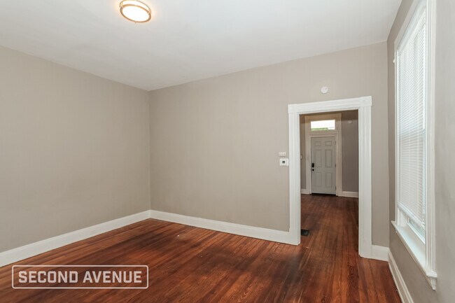 Foto del edificio - 1233 Dewey Ave