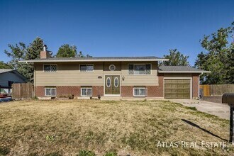 Building Photo - 538 Raemar Cir