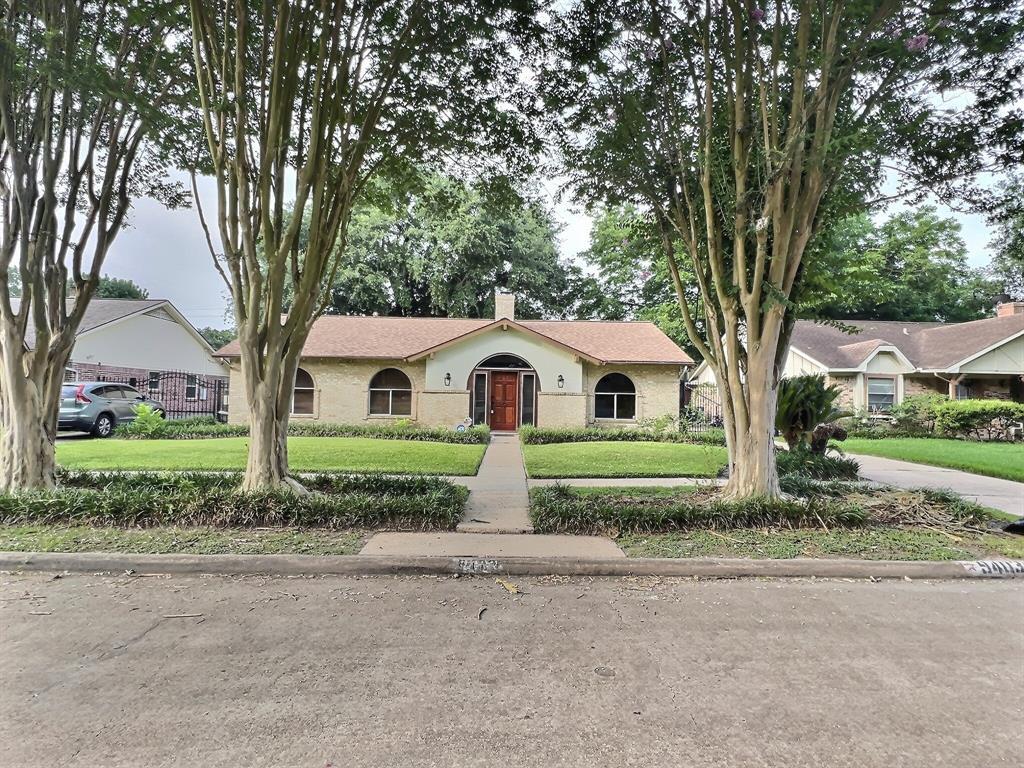 Primary Photo - 9403 Langdon Ln