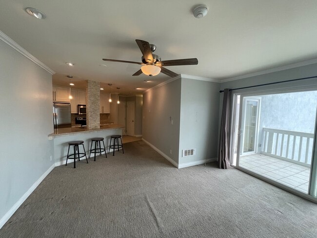 Building Photo - 630 The Vlg