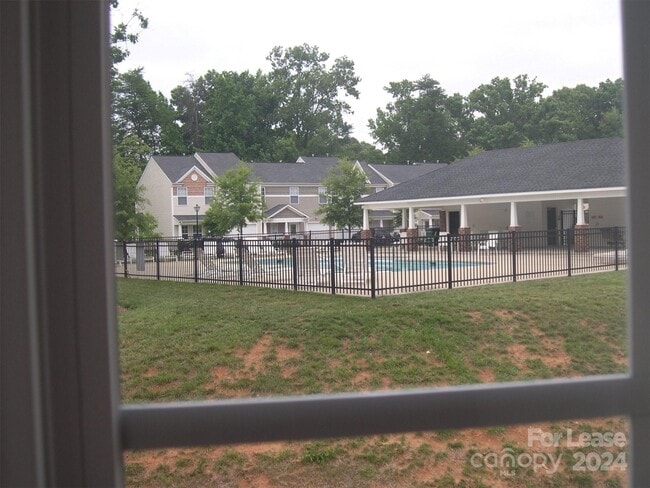 Building Photo - 336 Doughton Ln