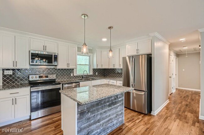 Building Photo - 3 br, 2 bath House - 6315 Gresham Street UNIT