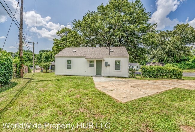 Building Photo - 2 br, 1 bath House - 405 W. Brook