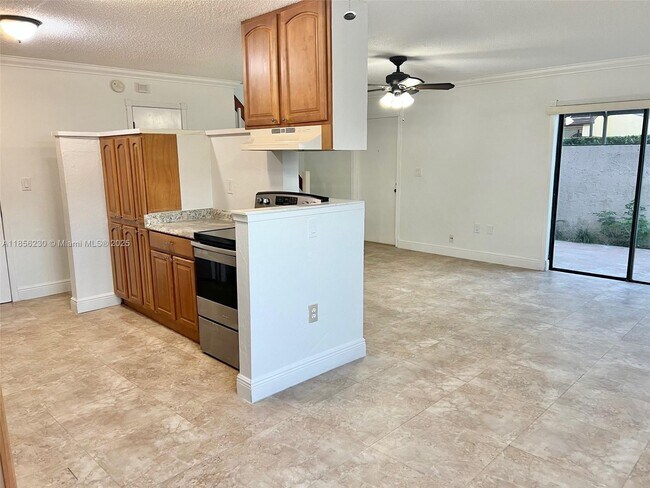 Foto del edificio - 15840 SW 90th Ct