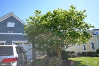 Building Photo - 38918 Blue Indigo Rd