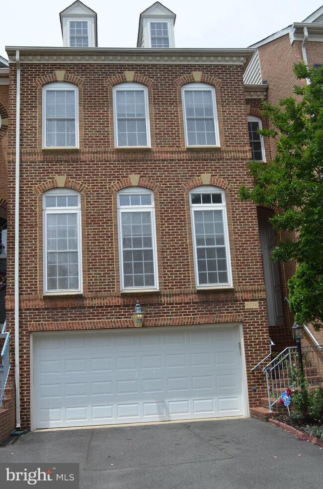 Building Photo - 4074 Walnut Cove Cir