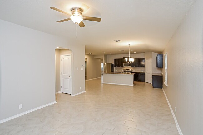 Building Photo - 8806 Double Oak