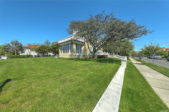 Foto del edificio - 159 Magnolia Blvd