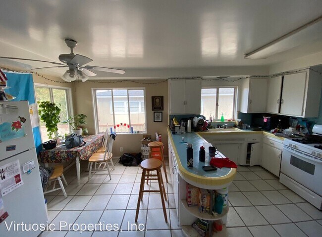 Building Photo - 5026-5026 Rockford Dr